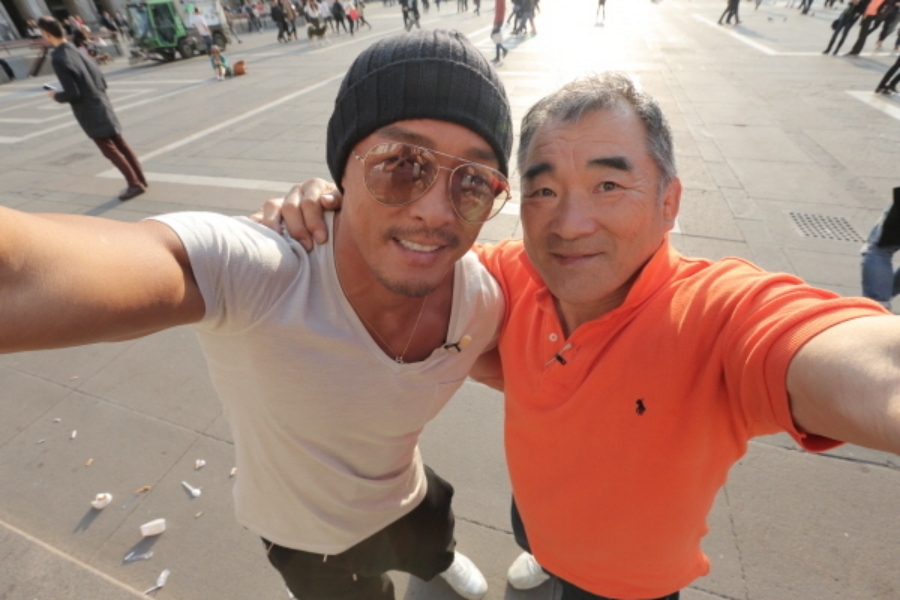 秋成勋父亲去世
