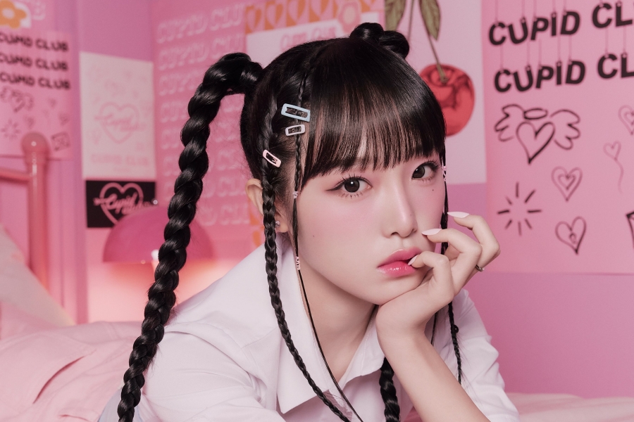 Choi Ye Na 首次公开官方荧光棒一瞥