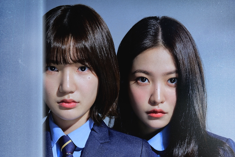 李恩森和 Red Velvet 的 Yeri 不太可能是即将上映的电视剧“BITCH X RICH”的令人毛骨悚然的海报