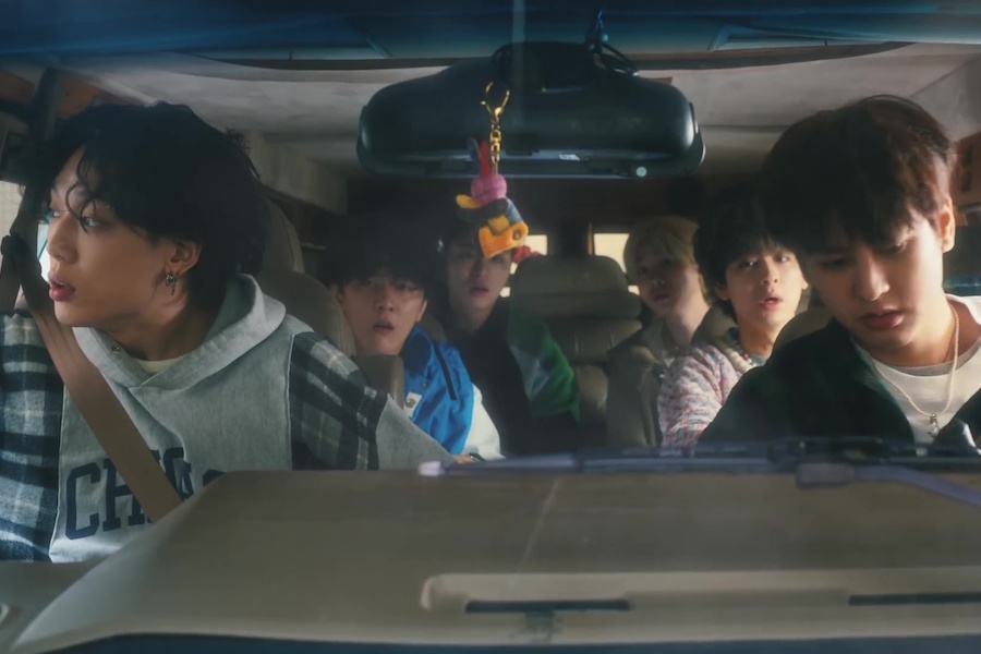 观看：iKON 新经纪公司首次回归 MV 中的“U”让人目不转睛