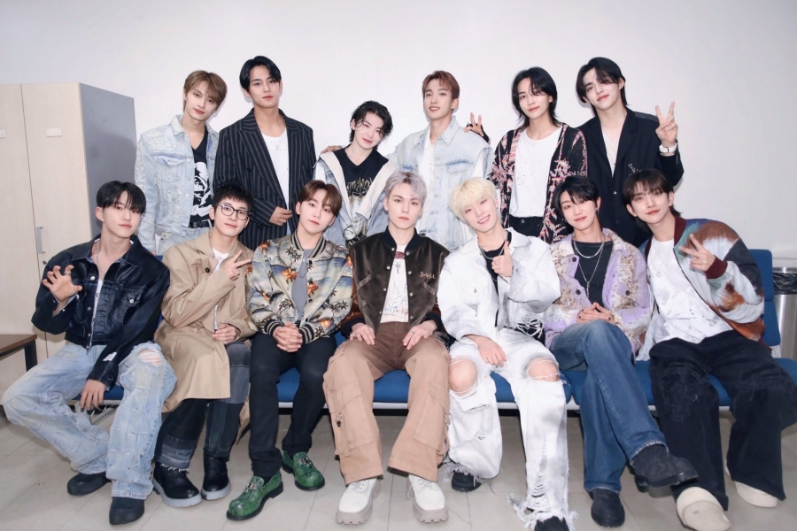 观看：SEVENTEEN 在“人气歌谣”中以“Super”获得第 5 次胜利； LE SSERAFIM、NCT DOJAEJUNG、BTOB 等的表演