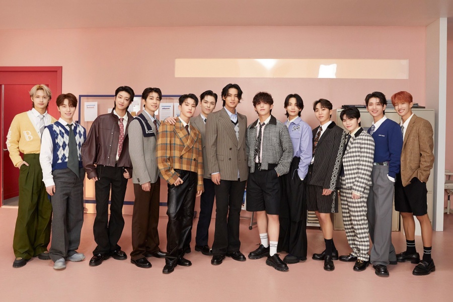 SEVENTEEN 凭借“FML”首次登上 Billboard 200 排行榜第 2 位