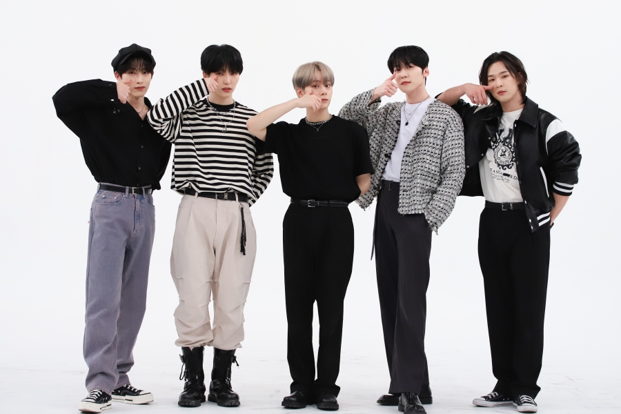 观看：ONEUS 翻唱 BTS 的“MIC Drop”+ 在“Weekly Idol”上首发新歌“ERASE ME”