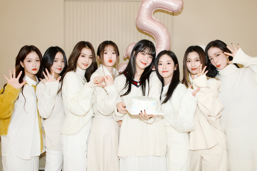 fromis_9 宣布 6 月回归，推出第一张专辑“Unlock My World”