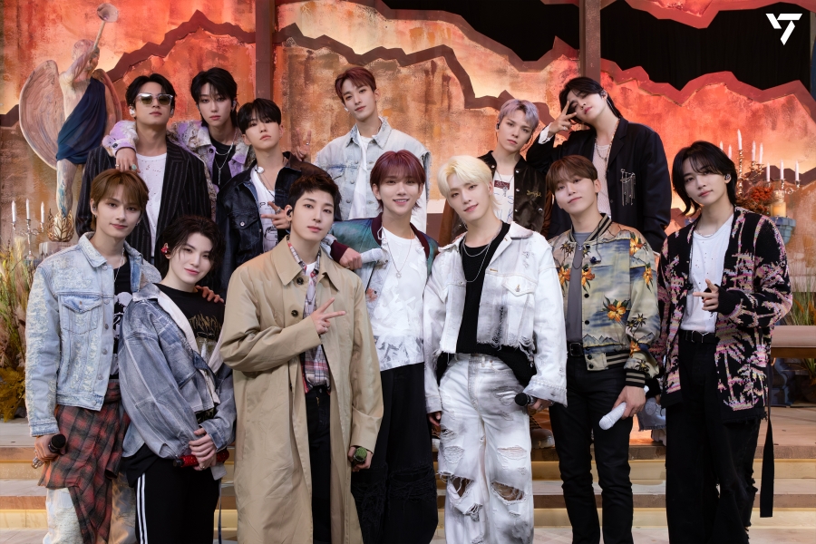 SEVENTEEN 的“FML”成为他们的第一张专辑，在 Billboard 200 的前 15 名中停留了 2 周