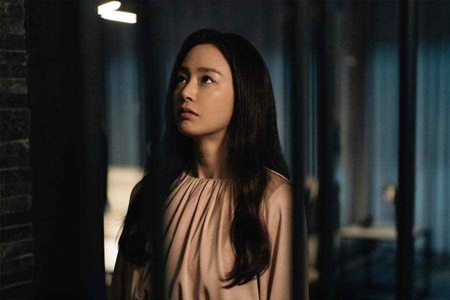 金泰希在与林智妍的新剧中寻找隐藏在她如画般完美的家中的黑暗秘密