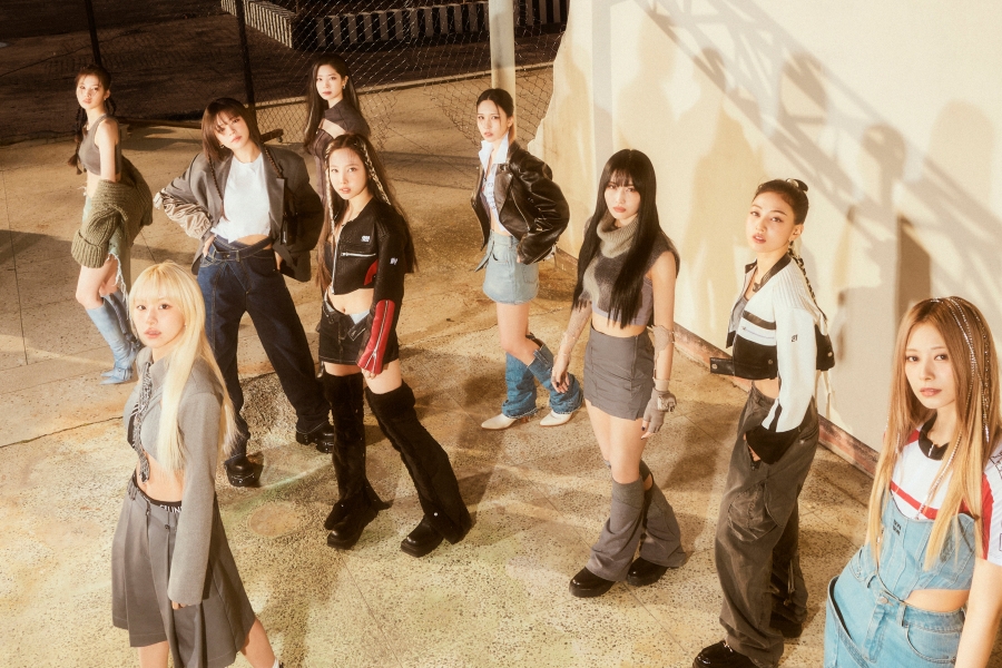 TWICE 的“READY TO BE”成为他们的第一张在 Billboard 200 上花费 9 周的专辑