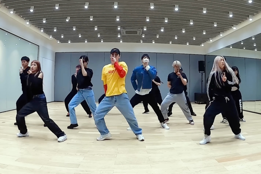 观看：SHINee 令人惊喜的 2021 年热门舞蹈练习视频“Don't Call Me”