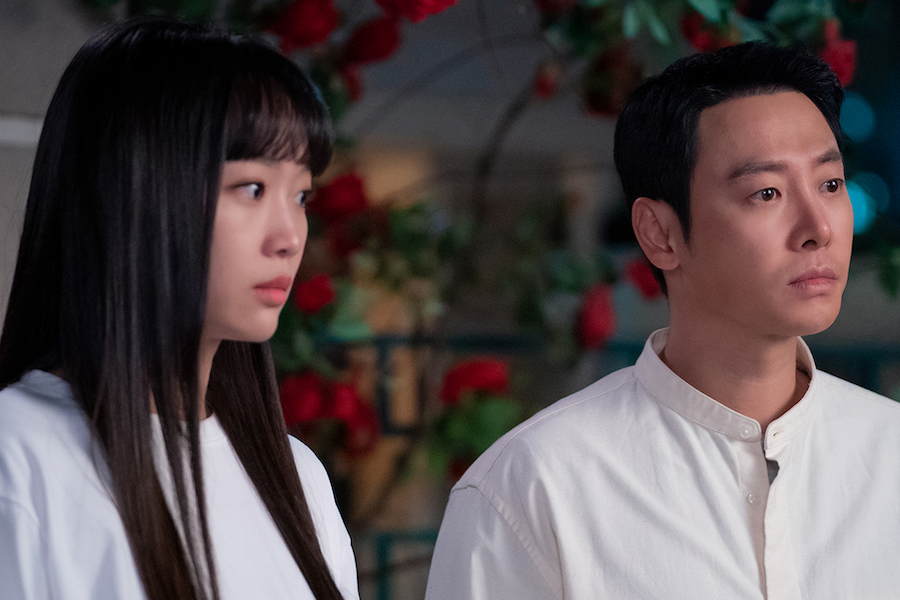 “我的完美陌生人”收视率排名第一，因为“令人愉快的欺骗”略有下降