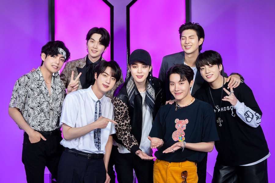BTS 宣布 2023 年 BTS Festa 的所有 7 名成员的数字单曲“Take Two”