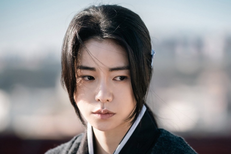 林智妍谈及放弃她的“荣耀”角色 + 与金泰希合作“隐藏在我花园里的谎言”