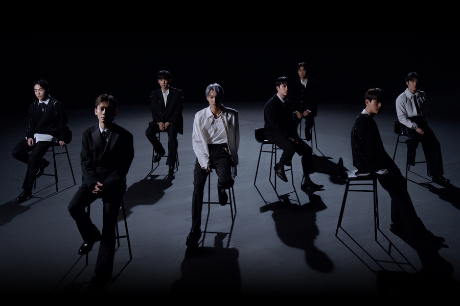 EXO 凭借预发行单曲“Let Me In”席卷全球 iTunes 排行榜