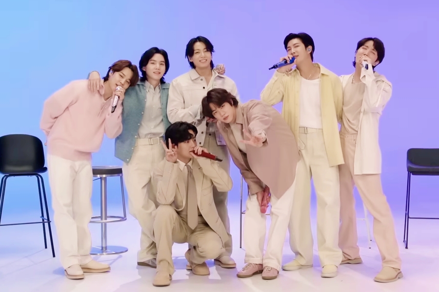 观看：防弹少年团用新歌“Take Two”的现场剪辑来庆祝出道 10 周年