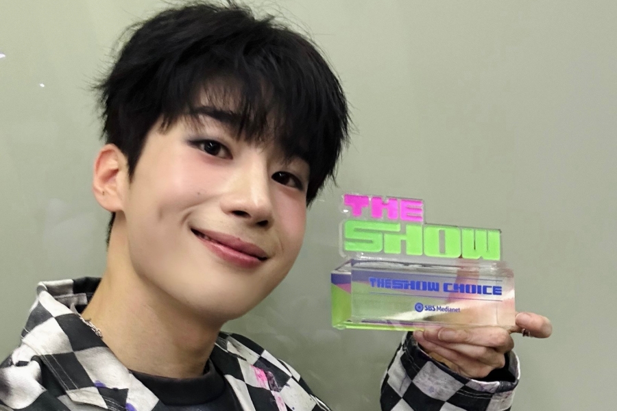 观看：VICTON 的韩升宇凭借《Dive Into》在《The Show》中首次获得个人胜利；权恩菲、WayV 的小俊等人的表演