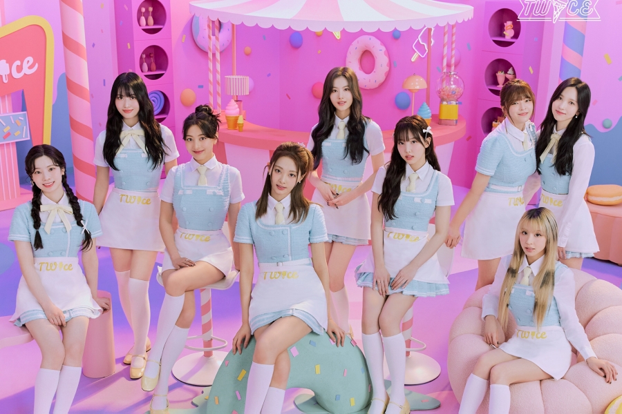 TWICE 成为 Billboard 历史上第一位连续 35 周跻身 Billboard Artist 100 的韩国流行女歌手 