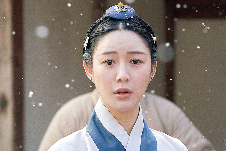 李多仁是即将上映的电视剧《我最亲爱的》中李学柱的贴心未婚妻
