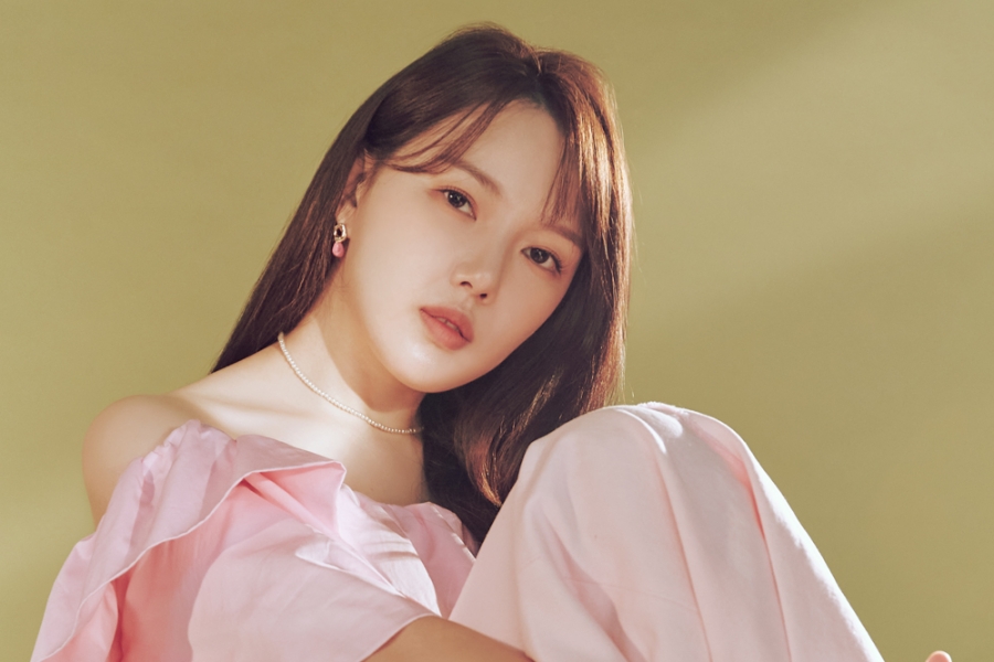 GFRIEND 艺琳 (Yerin) 公布首次个人复出日期和预告