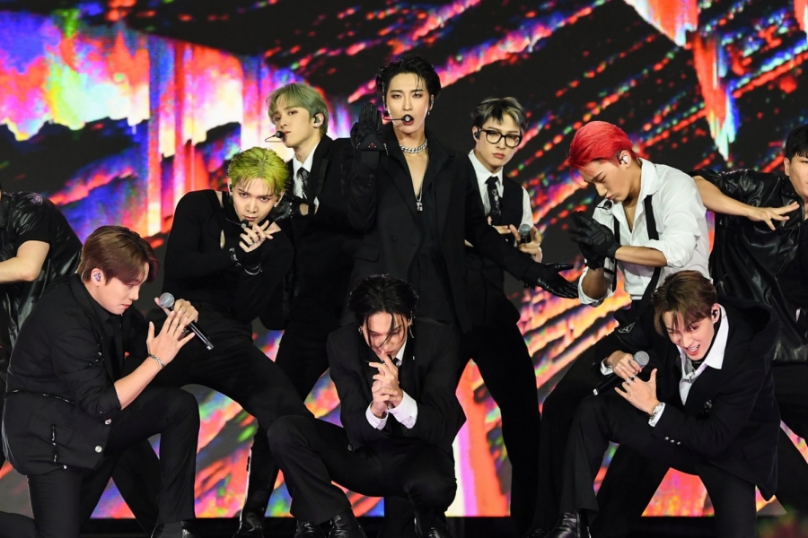ATEEZ 的《THE WORLD EP.2 : OUTLAW》成为他们第一张连续 5 周登上 Billboard 200 排行榜的专辑