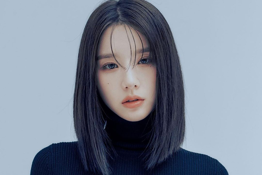 LOONA HeeJin确认准备个人专辑