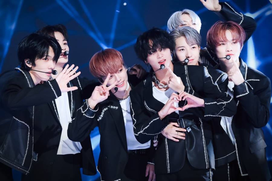 NCT DREAM 的《ISTJ》成为他们第一张连续数周跻身 Billboard 200 的专辑