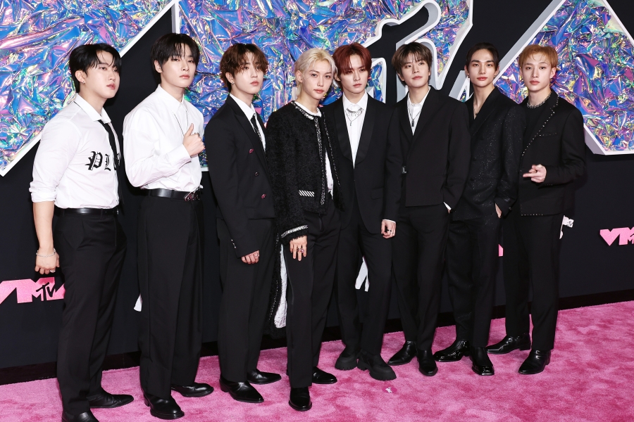 Stray Kids 的《5-STAR》成为他们的第一张专辑，连续 14 周登上 Billboard 200 