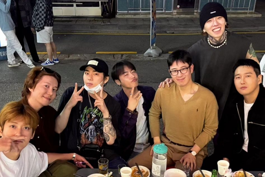 Block B 在 P.O 退伍前重聚 + 分享合影