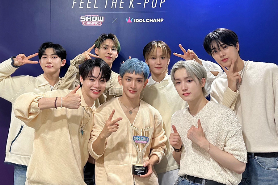 观看：TEMPEST 在“Show Champion”中为“Vroom Vroom”赢得第一场胜利； ONEUS、EVNNE 等人的表演