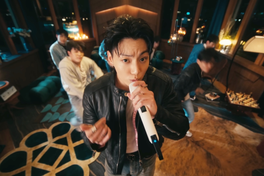 观看:BTS 的 Jungkook 发布了 Jam Republic Dancers 的“3D”现场表演视频 观看:BTS 的 Jungkook 发布了 Jam Republic Dancers 的“3D”现场表演视频