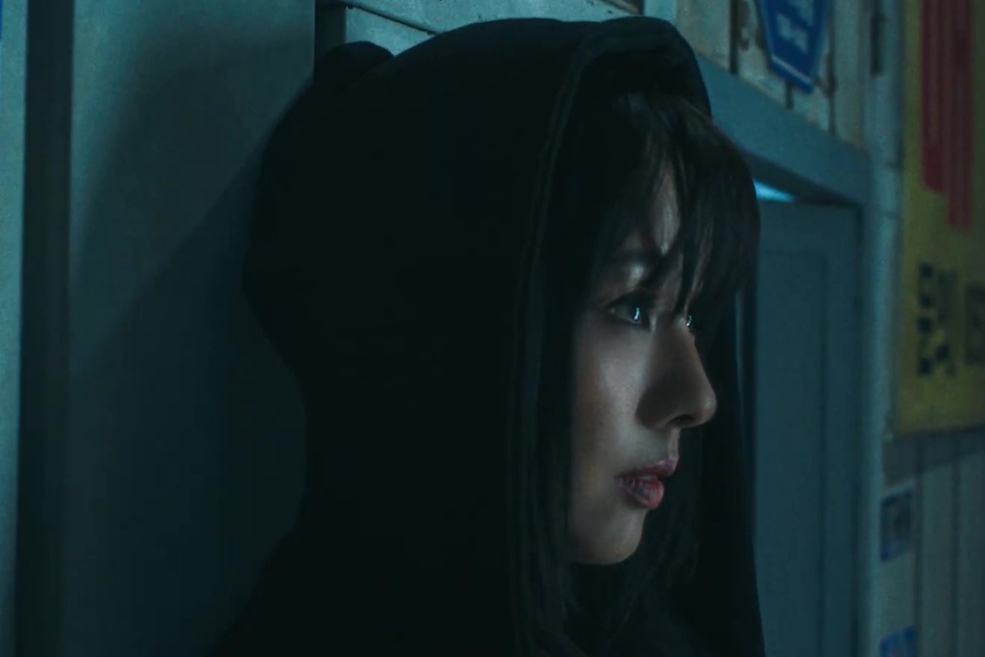 观看：李孝利新单曲《HOODIE E BANBAJI》预告片令人惊喜