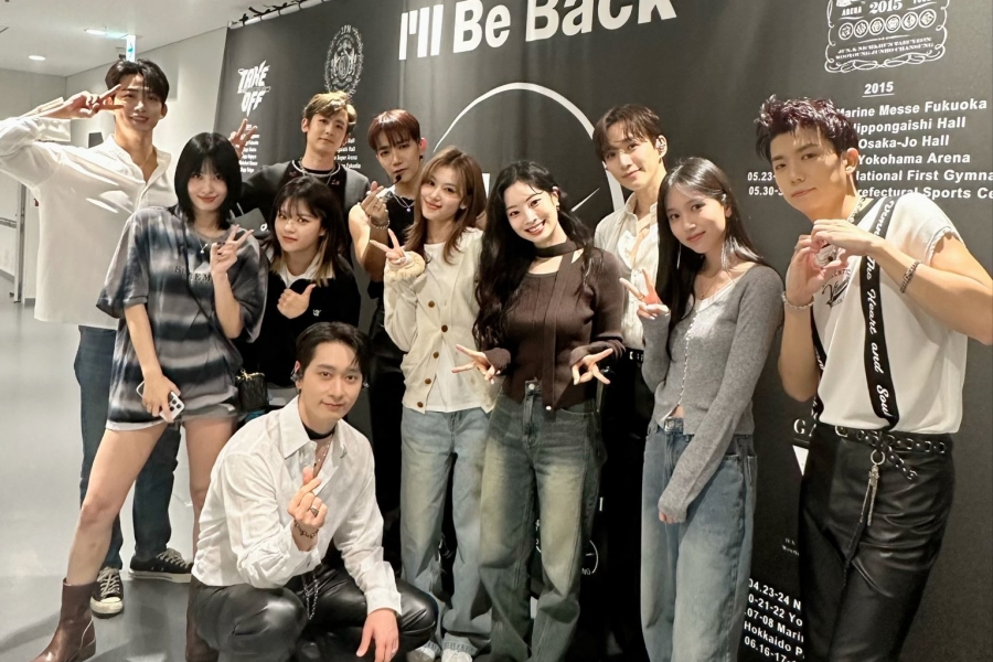 TWICE成员在日本15周年纪念演唱会上表达对2PM的喜爱
