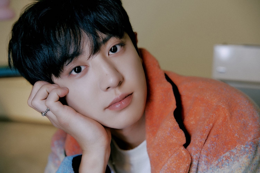 EXO 灿烈凭借《Good Enough》荣登全球 iTunes 排行榜