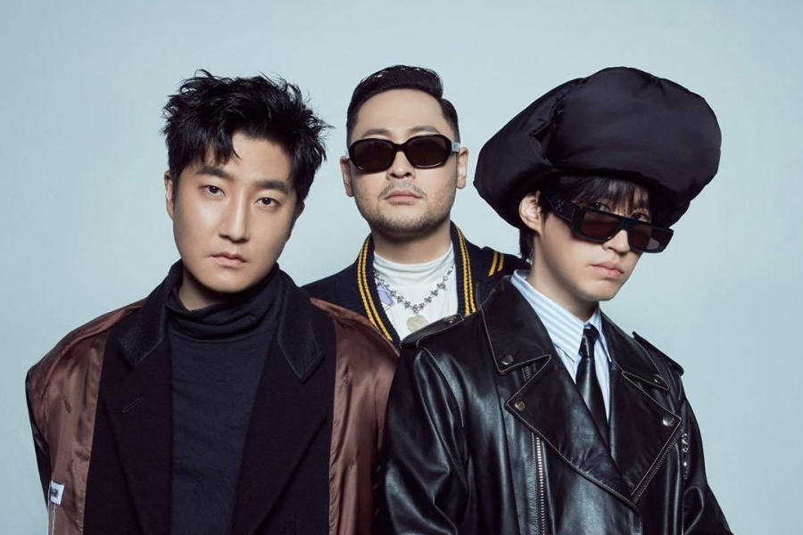 观看:Epik High 发布极其独特的官方荧光棒预告片 观看:Epik High 发布极其独特的官方荧光棒预告片