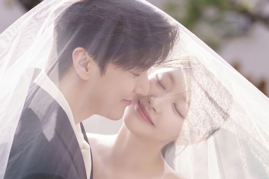Thunder 和 Mimi 通过令人惊叹的婚纱照表达了对婚姻的兴奋