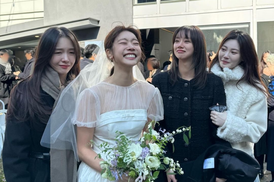 Girl's Day 分享 Sojin 婚礼上的泪水照片