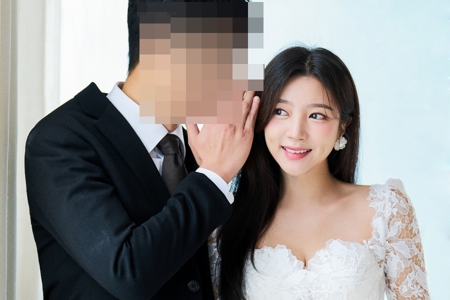 LABOUM 的 Haein 分享了美丽的婚纱照