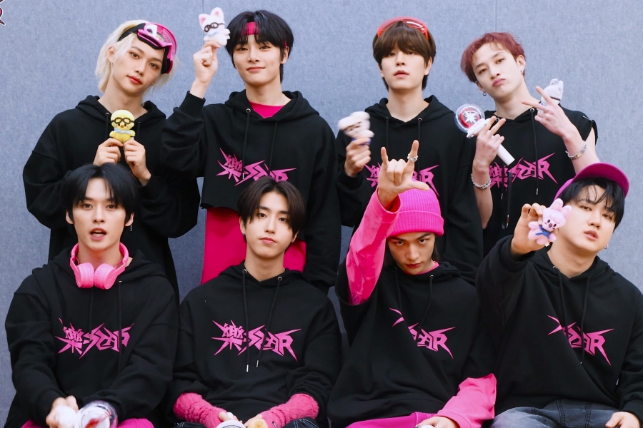Stray Kids 的《ROCK-STAR》连续第四周跻身 Billboard 200 排行榜前 35 名