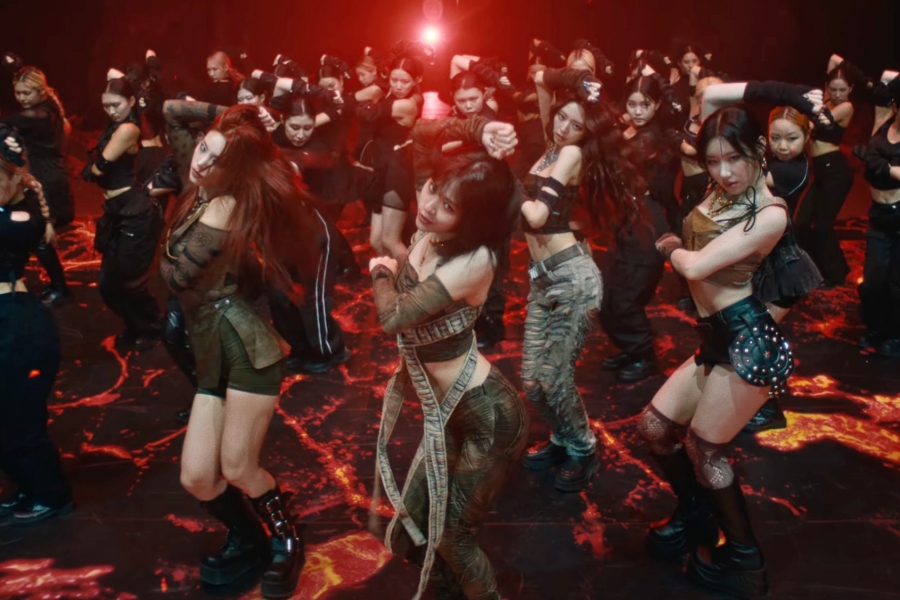 观看：ITZY 放弃预发行单曲“BORN TO BE”的史诗 MV 