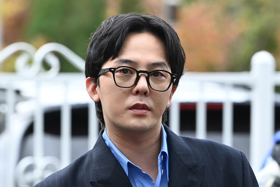 BIGBANG 的 G-Dragon 正式与 YG Entertainment 分道扬镳