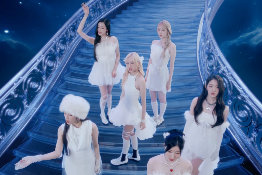 观看：BABYMONSTER 带着新单曲“Stuck In The Middle”的迷人 MV 回归