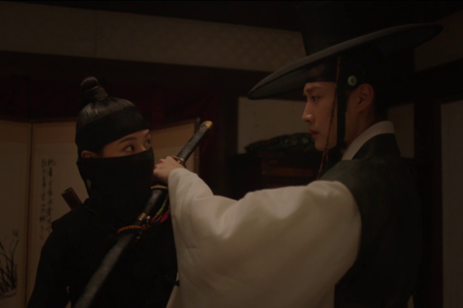 《骑士花》第7-8集6次意外相遇，阴谋愈演愈烈
