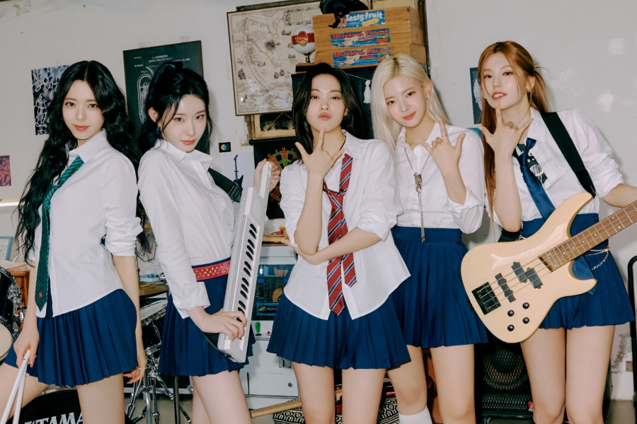 ITZY 的全部 5 名成员均推出个人 Instagram 帐户