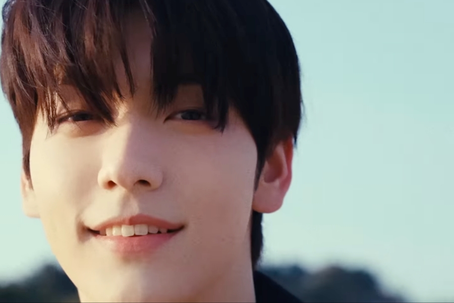 观看：TXT 的 Soobin 为粉丝送上精美的情人节封面