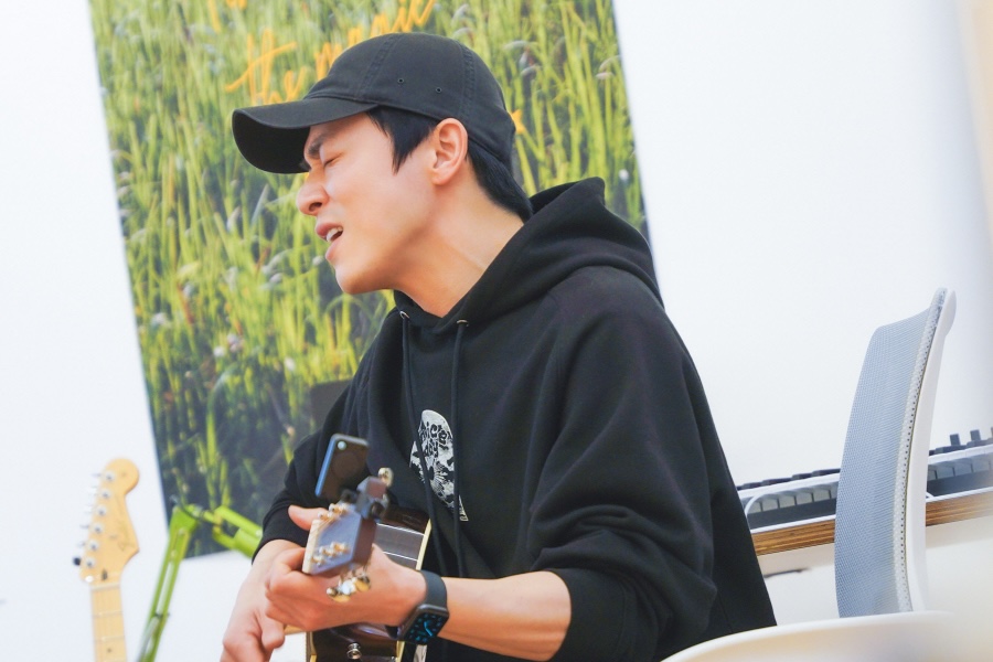 赵正硕将通过新综艺节目“A-List To Playlist”以歌手身份出道