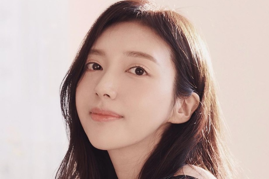 女演员蔡瑞珍宣布结婚计划