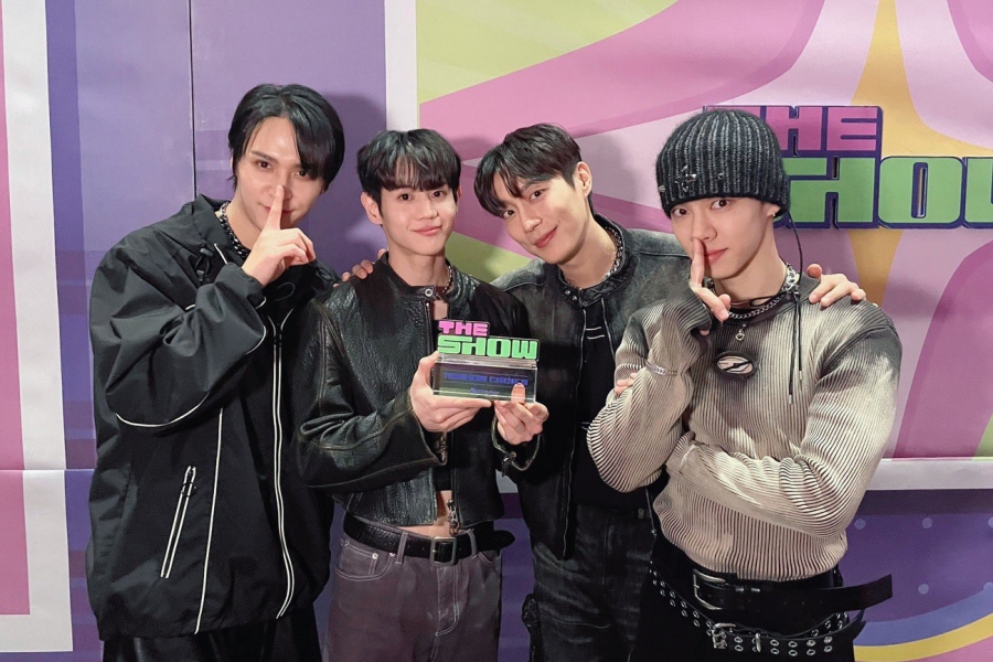 观看：HIGHLIGHT 在“The Show”中为“BODY”赢得第一场胜利； OH MY GIRL 的 YooA、TEMPEST 等人的表演