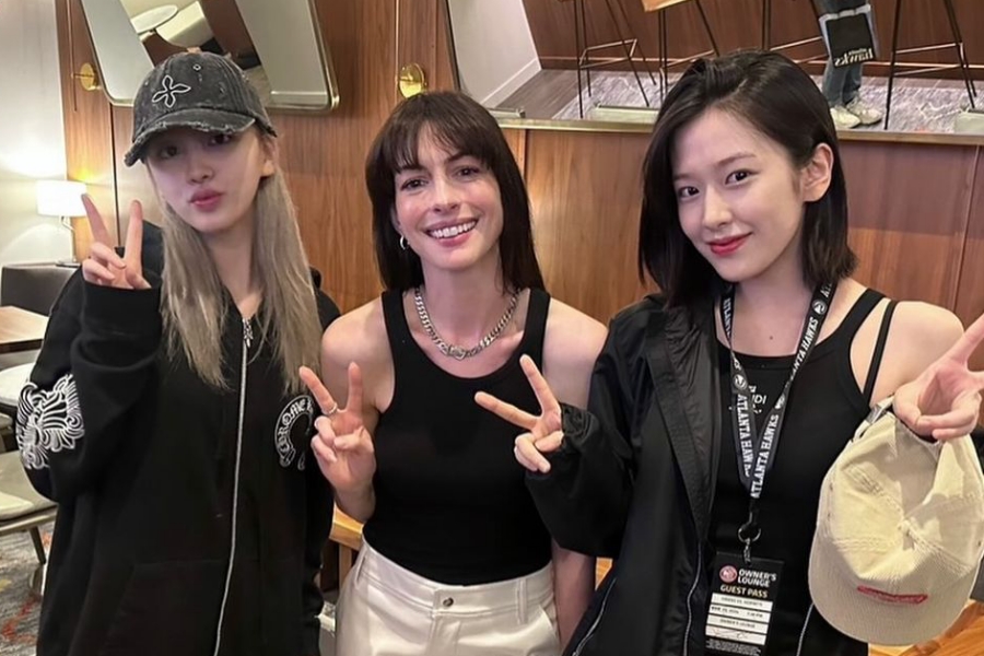 IVE 的Liz 及安于瑾在亚特兰大与Anne Hathaway 合影