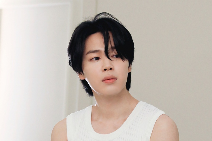 BTS 的 Jimin 凭借“Like Crazy”成为第一位登上 Spotify 全球歌曲排行榜榜首的韩国独唱艺人