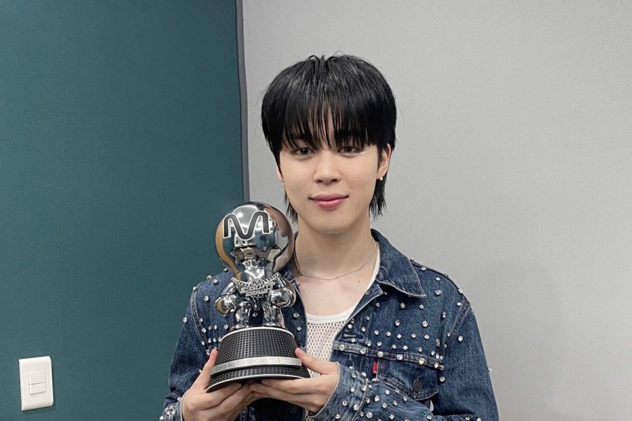 观看：BTS 的 Jimin 在“M 倒计时”中“疯狂”获得第一场胜利； GOT7 的 BamBam、MAMAMOO+、xikers 等的表演