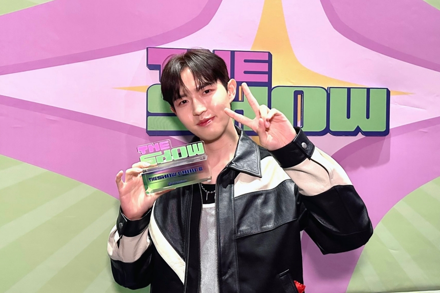 观看：Kim Jae Hwan 在“The Show”中凭借“春风”获得第一名；新MC Trio Yeosang、Hyeongseop、Xiaojun 的表演；更多