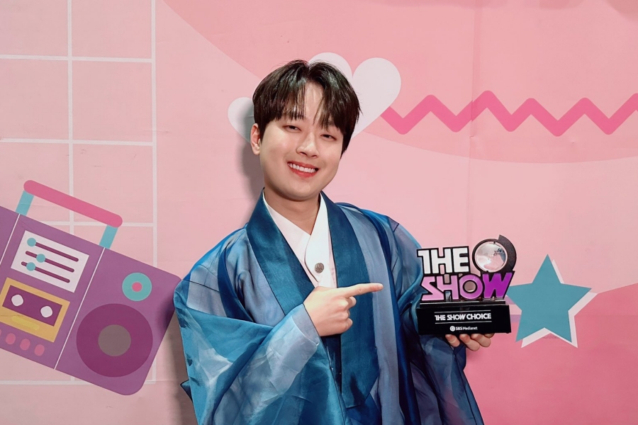 观看：Lee Chan Won 在“The Show”中凭借“许愿灯”获得第一名； STAYC、TRI.BE等表演